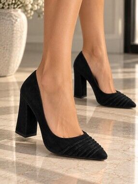 Nine West Black Suede Pointed Toe Heels Block Heel Pumps Size 9